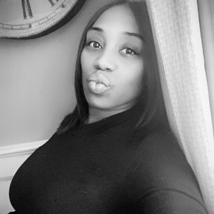 Meet your Posher, Deanna